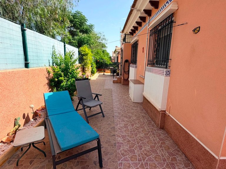 Villa for Sale in Los Montesinos, Alicante 6