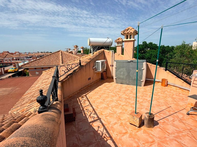 Villa for Sale in Los Montesinos, Alicante 26