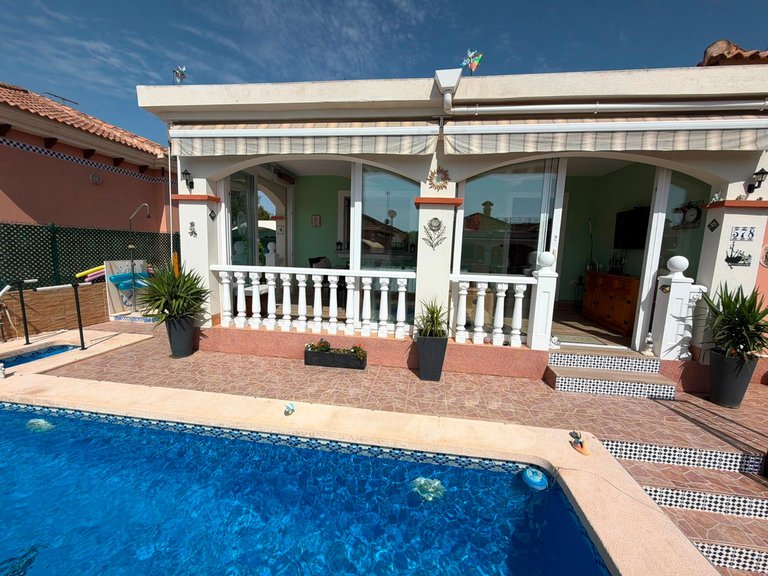 Villa for Sale in Los Montesinos, Alicante 28