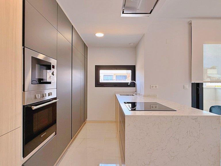 Apartment for Sale in Villamartin, Alicante 3