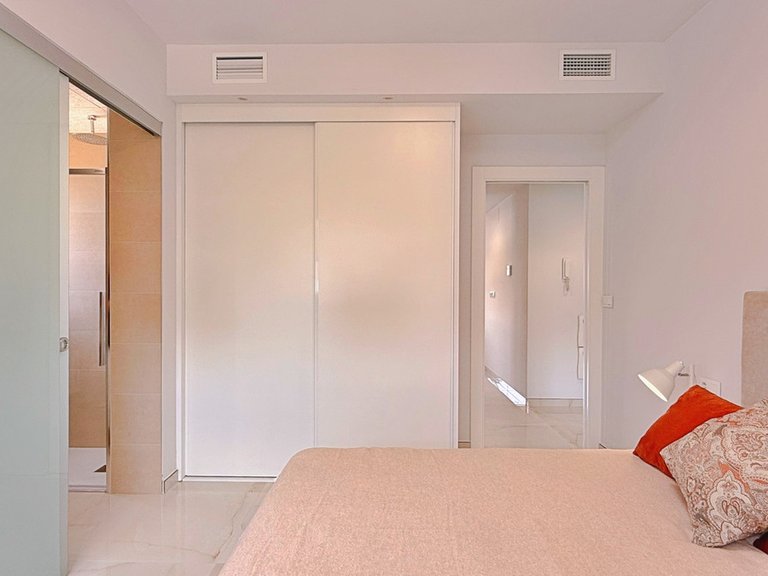 Apartment for Sale in Villamartin, Alicante 14
