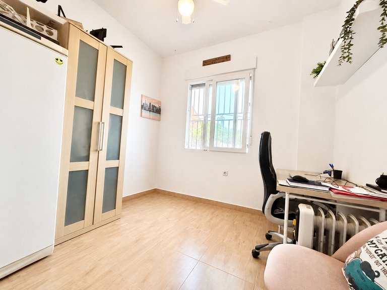 Apartment for Sale in Cabo Roig, Alicante 14