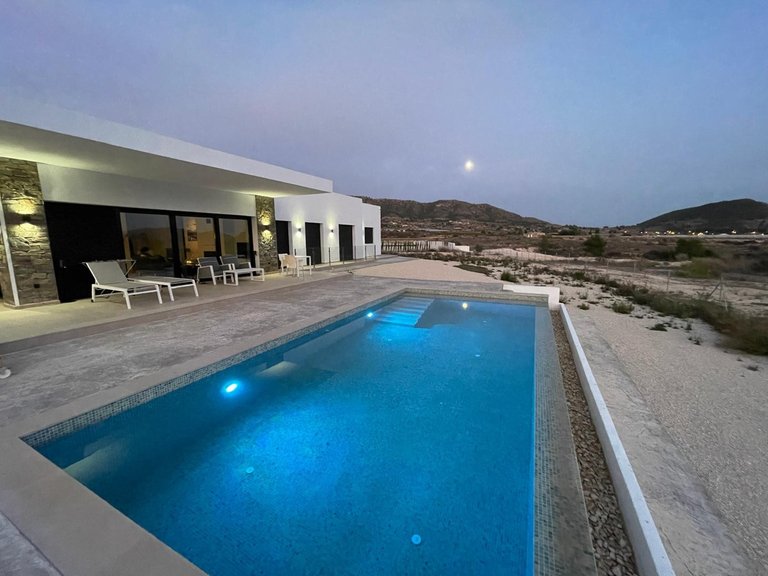 Villa for Sale in Pinoso, Alicante 20