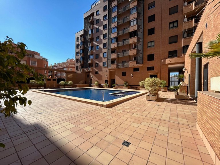 Apartment for Sale in Alicante, Alicante 13