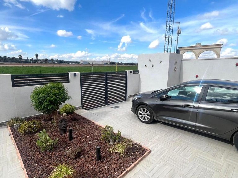 Villa for Sale in Algorfa, Alicante 4