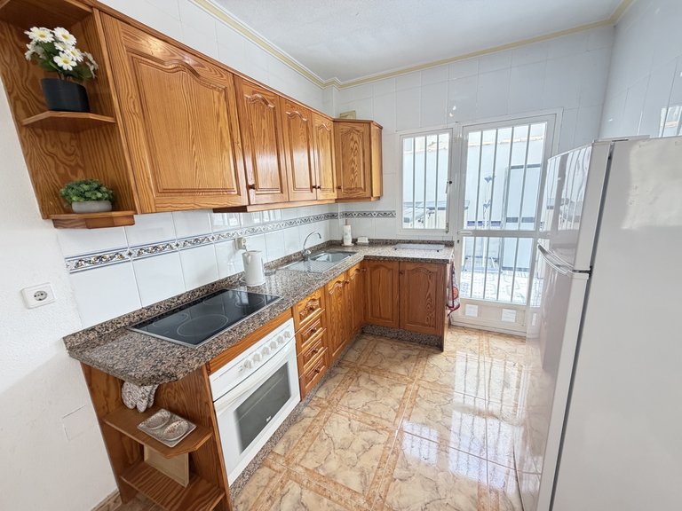 Apartment for Sale in La Zenia, Alicante 9