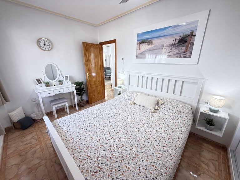 Apartment for Sale in La Zenia, Alicante 15