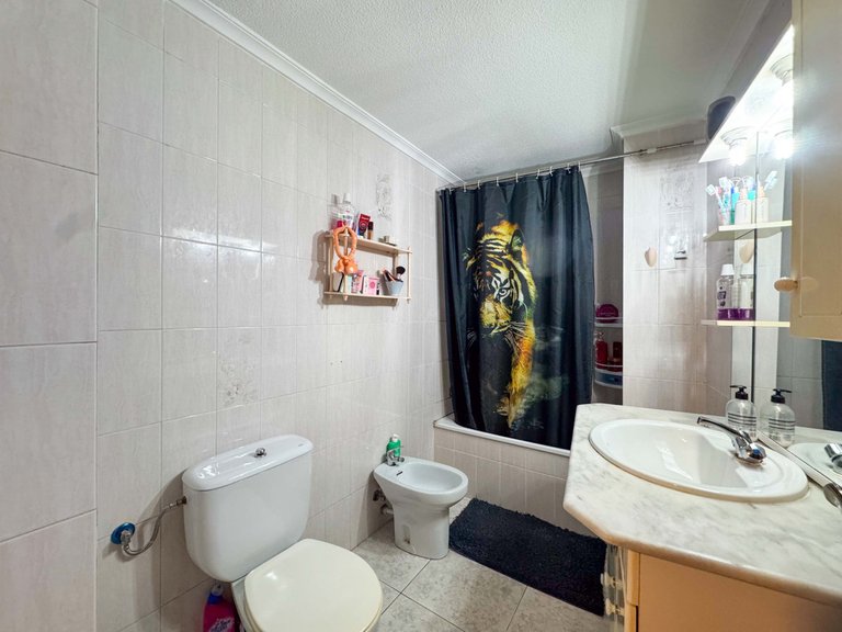 Apartment for Sale in Torrevieja, Alicante 16