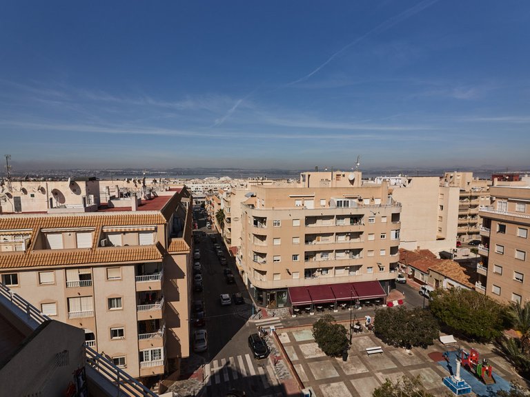 Apartment for Sale in Torrevieja, Alicante 29