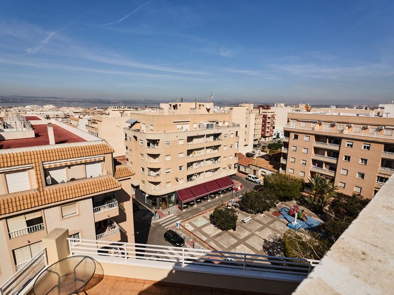 Apartment for Sale in Torrevieja, Alicante 32