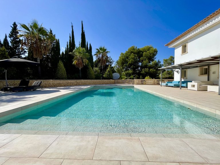 Villa for Sale in Alicante, Alicante 2