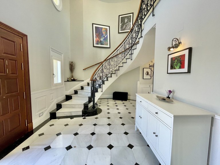 Villa for Sale in Alicante, Alicante 9