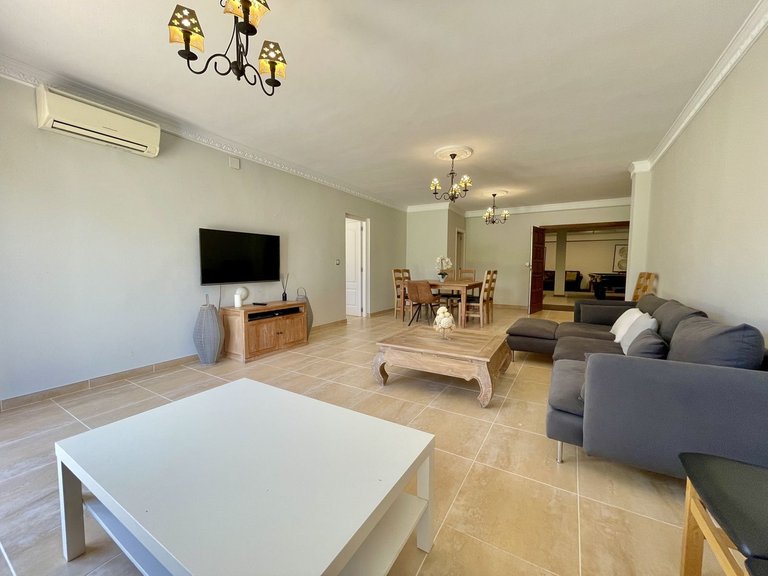 Villa for Sale in Alicante, Alicante 18