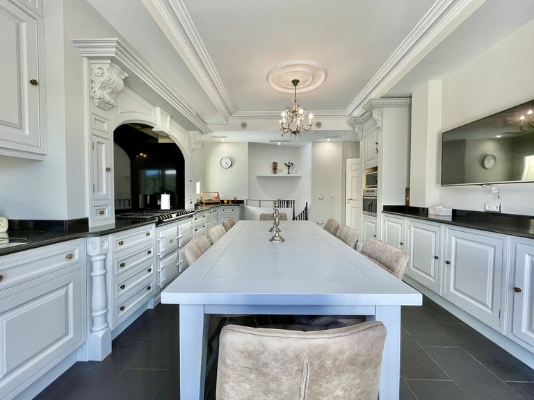 Villa for Sale in Alicante, Alicante 47