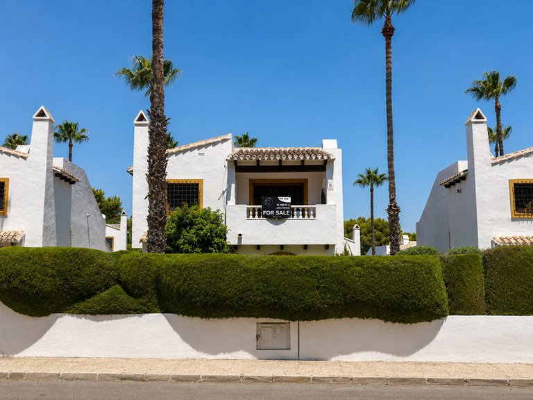 Villa for Sale in Los Dolses, Alicante 2