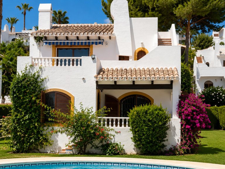 Villa for Sale in Los Dolses, Alicante 3