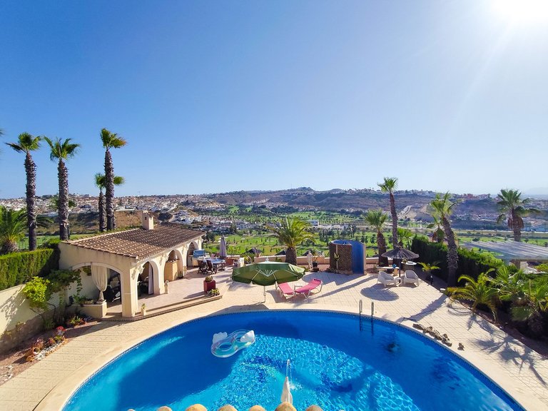 Villa for Sale in Ciudad Quesada, Alicante 1