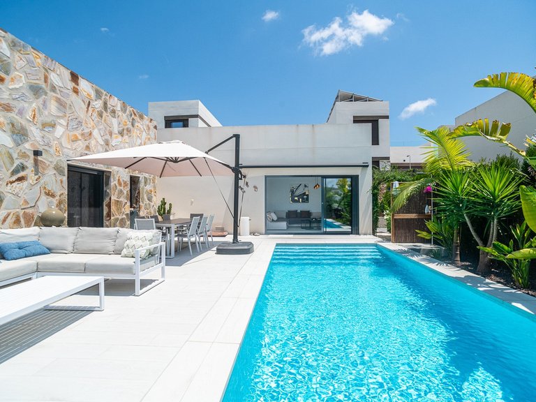 Villa for Sale in Algorfa, Alicante 21