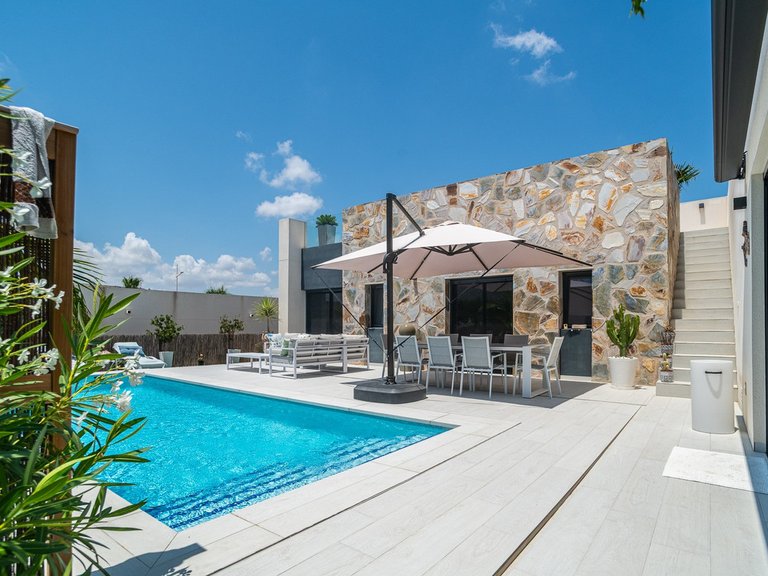 Villa for Sale in Algorfa, Alicante 22