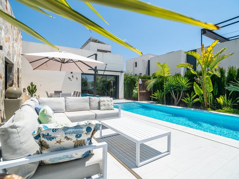 Villa for Sale in Algorfa, Alicante 26