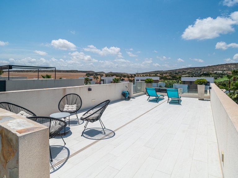 Villa for Sale in Algorfa, Alicante 30