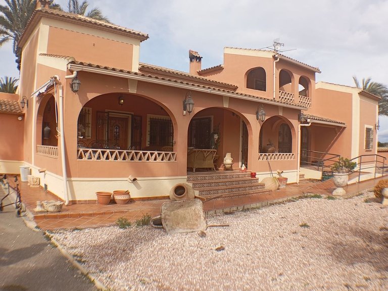 Villa for Sale in Dolores, Alicante 12