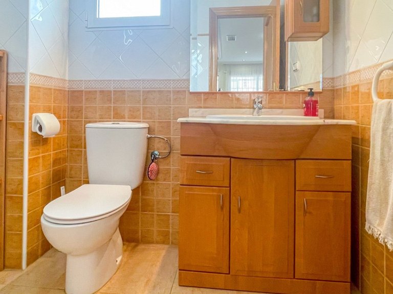 Town House for Sale in Punta Prima, Alicante 19
