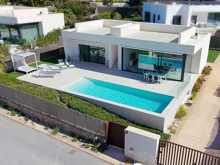 Villa for Sale in Las Colinas, Alicante 1