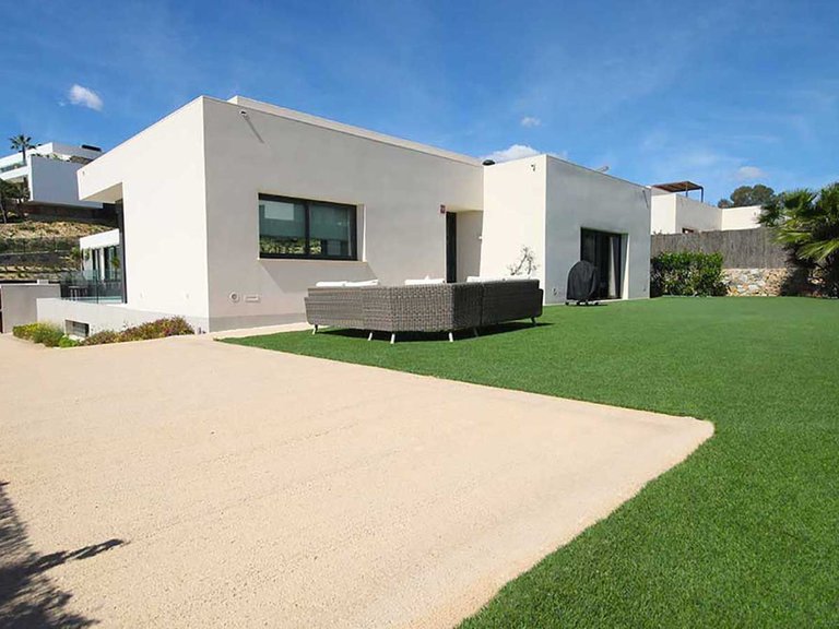 Villa for Sale in Las Colinas, Alicante 23