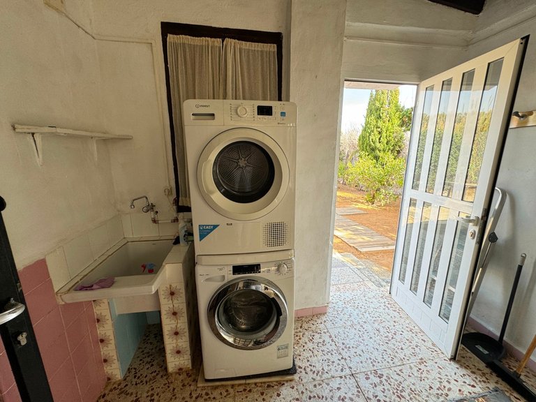 Villa for Sale in Guardamar Del Segura, Alicante 20