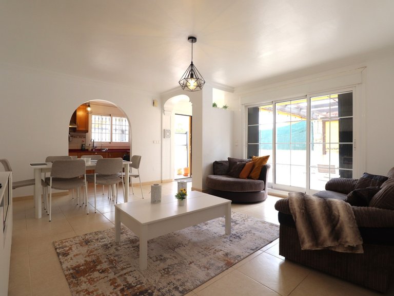 Villa for Sale in Los Montesinos, Alicante 3