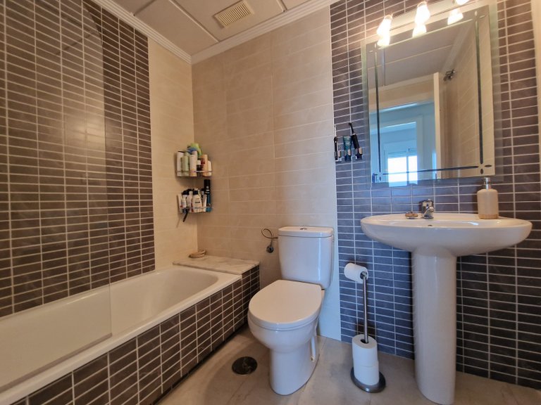 Apartment for Sale in Guardamar Del Segura, Alicante 16