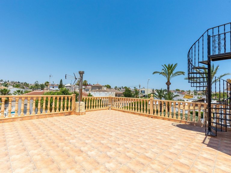 Villa for Sale in Ciudad Quesada, Alicante 4