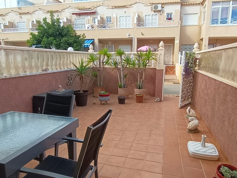 Villa for Sale in Playa Flamenca, Alicante 1