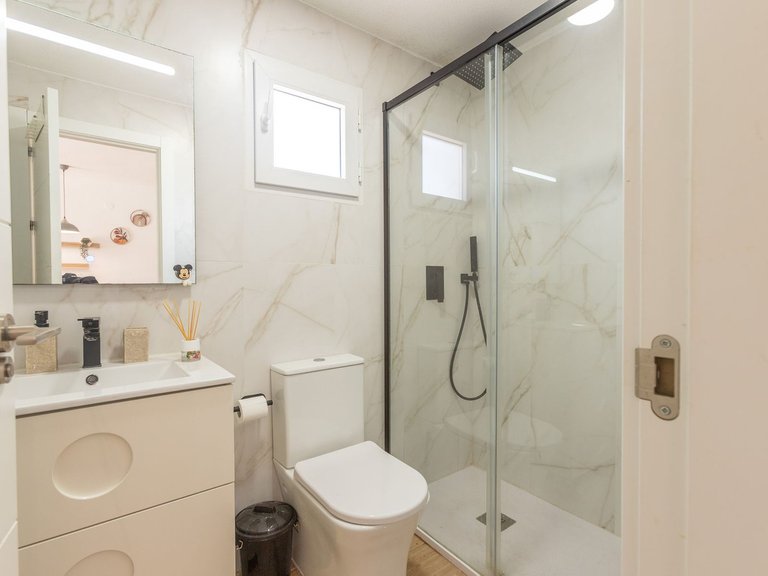 Apartment for Sale in Torrevieja, Alicante 9
