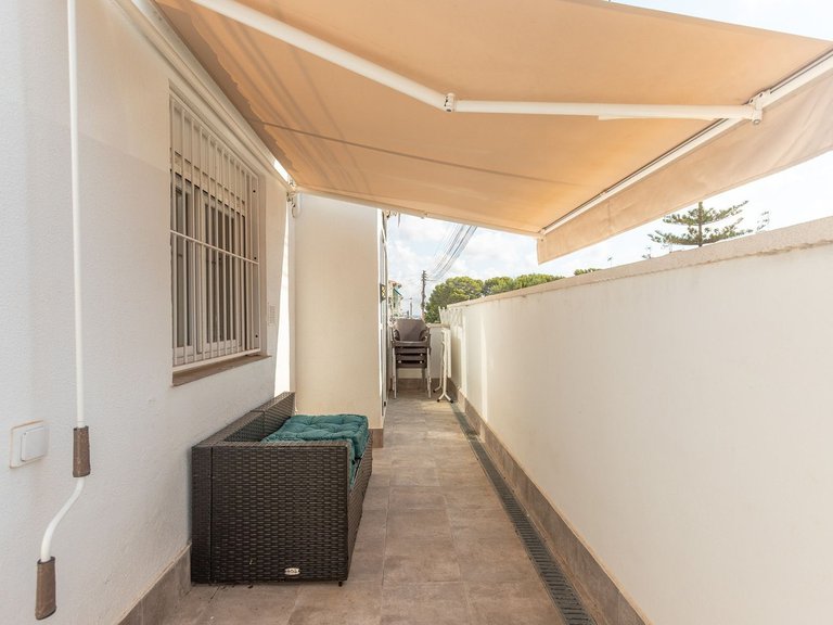 Apartment for Sale in Torrevieja, Alicante 17