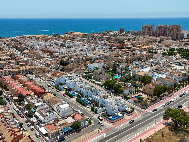 Town House for Sale in Torrevieja, Alicante 6