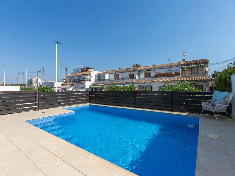 Town House for Sale in Torrevieja, Alicante 30