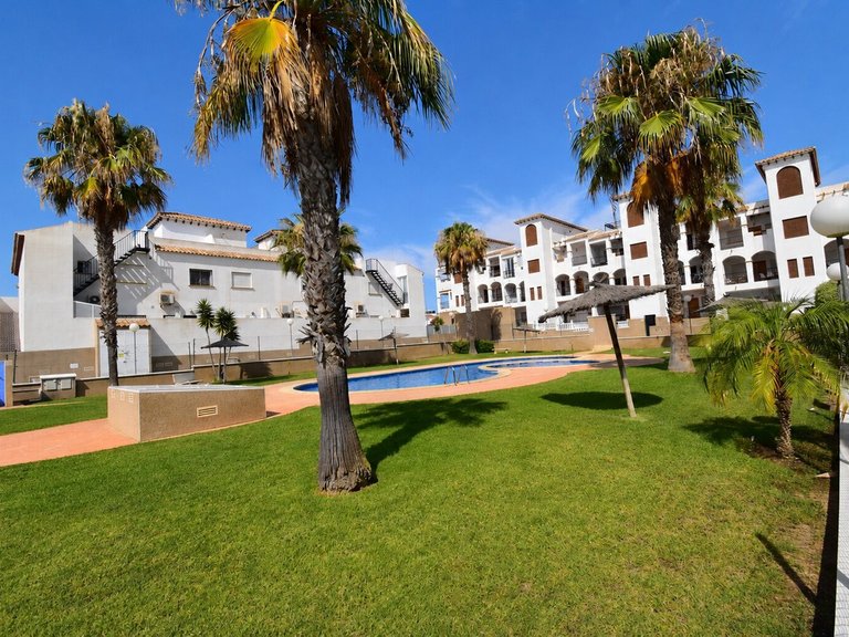 Apartment for Sale in Punta Prima, Alicante 2
