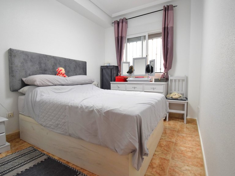 Apartment for Sale in Punta Prima, Alicante 8