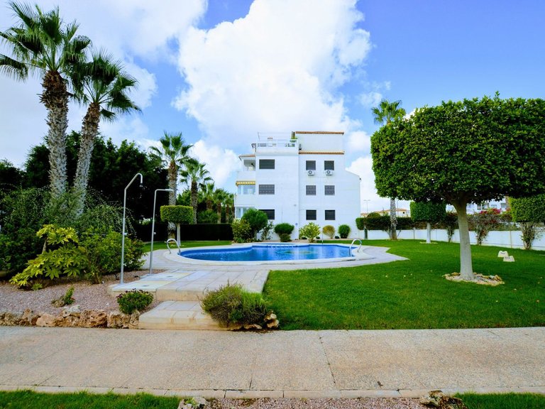 Apartment for Sale in Villamartin, Alicante 2