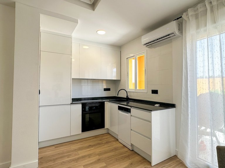 Town House for Sale in Cabo Roig, Alicante 14