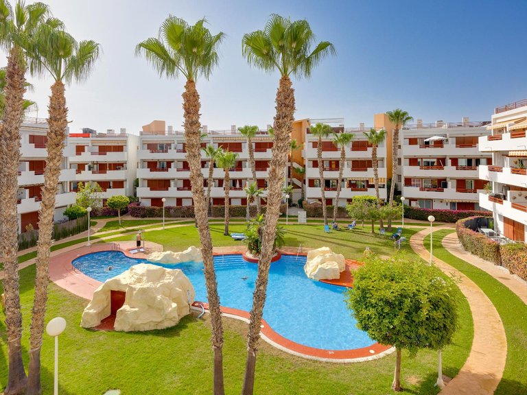 Apartment for Sale in Playa Flamenca, Alicante 1
