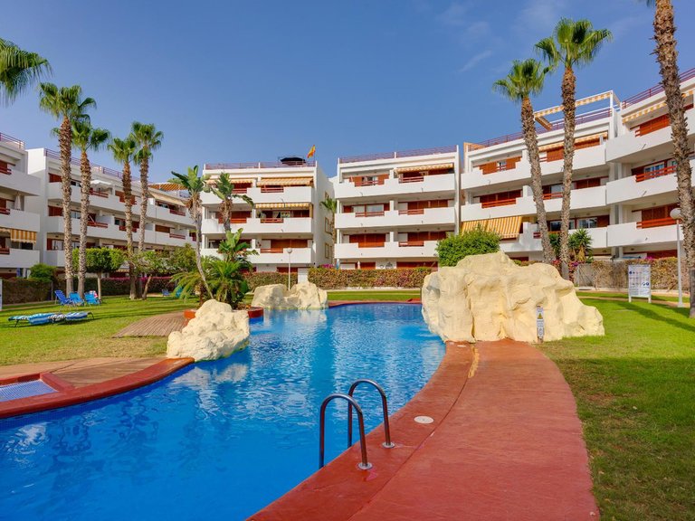 Apartment for Sale in Playa Flamenca, Alicante 45