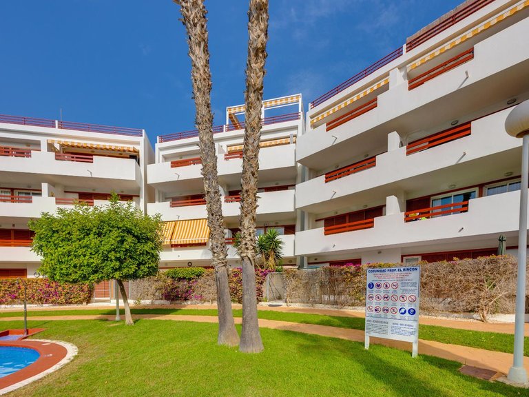 Apartment for Sale in Playa Flamenca, Alicante 46