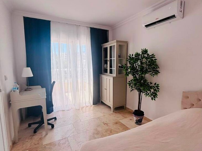 Villa for Sale in Villamartin, Alicante 15