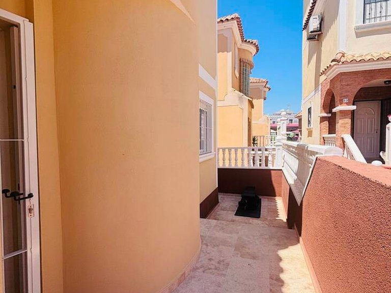 Villa for Sale in Villamartin, Alicante 20