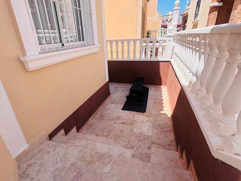 Villa for Sale in Villamartin, Alicante 22