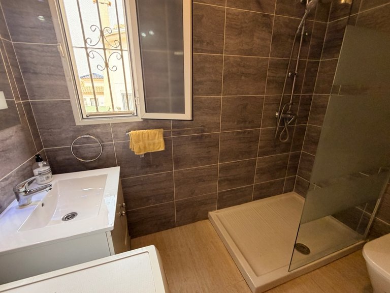 Villa for Sale in Benijofar, Alicante 17