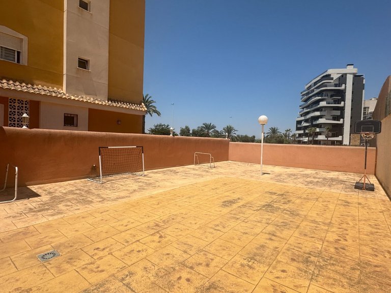 Apartment for Sale in Guardamar Del Segura, Alicante 30